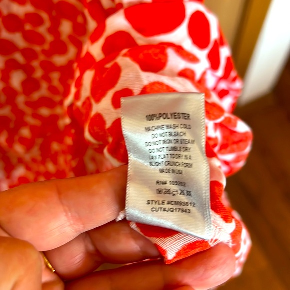 Fun white and red dress! - Picture 6 of 6